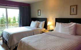 Holiday House Motel